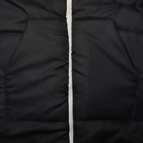 Vista 3 de Bolsa de dormir portátil Thermotuff con capucha doble, orificios para los brazos con cremallera, bolsillos y cordón ajustable: ideal para acampar