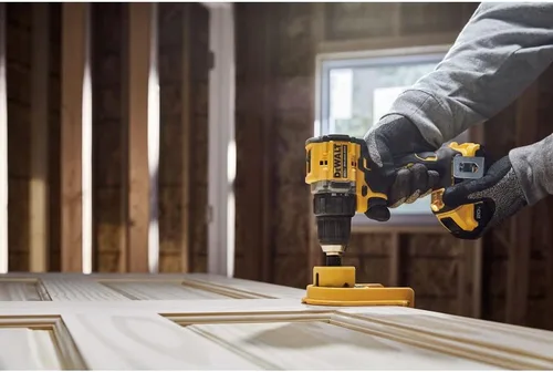 Vista 7 de Dewalt DCD794D1 20V MAX ATOMIC COMPACT SERIES Kit de taladro atornillador inalámbrico de iones de litio sin escobillas de 1/2 pulgada (2 Ah)