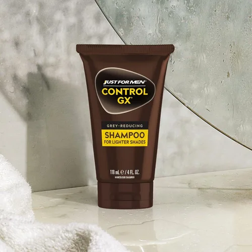 Vista 7 de CHAMPÚ Just for Men Control GX Reductor de Canas para Tonos de Cabello Más Claros, Rubio a Castaño Medio, Color Gradual del Cabello con Queratina, 4