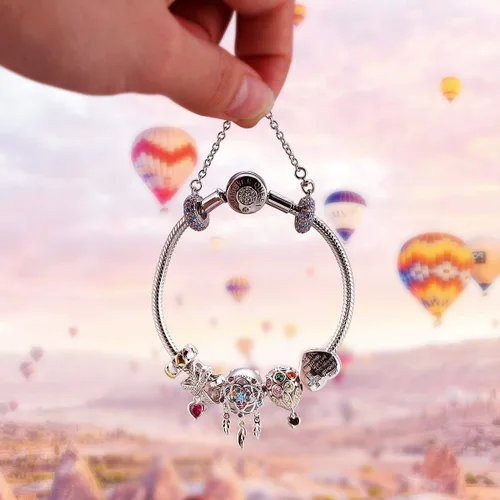 Vista 3 de FOREVER QUEEN Pulsera con dije de plata de ley 925, pulsera básica de cadena de serpiente para mujeres y niñas, pulsera de firma con cierre redondo