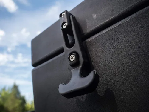 Vista 5 de SuperATV Enfriador trasero aislado de alta resistencia/caja de carga para Polaris RZR XP Turbo/XP 4 Turbo (2016+) - Tapa sellada mantiene el hielo