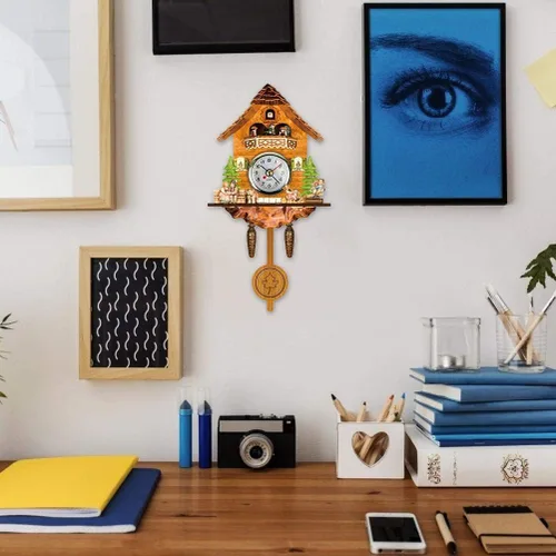 Vista 7 de FITBEST Reloj de cuco tradicional de madera hecho a mano con pájaros, funciona con pilas, reloj de cuarzo de péndulo de pared para decoración