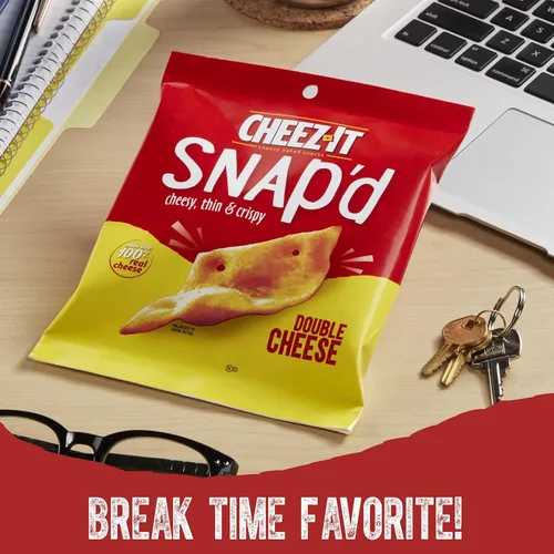 Vista 5 de Cheez-It Snap'd - Chips de galletas de queso, patatas fritas finas, aperitivos de almuerzo, queso doble, caja de 36 onzas (4 bolsas)