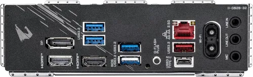 Vista 4 de GIGABYTE Placa base B550I AORUS PRO AX AMD AM4 ITX, soporta Ryzen 5000/4000/3000 Series, DDR4, 6+2 Power Phase, 2X M.2, PCIe 4.0, USB-C, WiFi 6, LAN