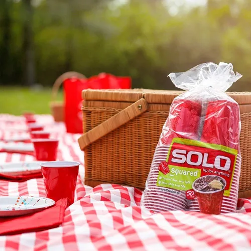 Vista 3 de SOLO Cup Company Red Squared Plastic Party, 18 onzas, 200 unidades, 50 unidades (paquete de 4)