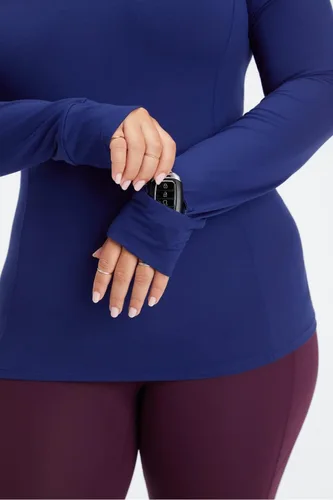 Vista 4 de Fabletics Sudadera con capucha para mujer, tela de rendimiento, para correr, atletismo, gimnasio, entrenamiento, absorbe la humedad, tejido