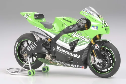 Vista 4 de Tamiya Kawasaki Ninja ZX-RR