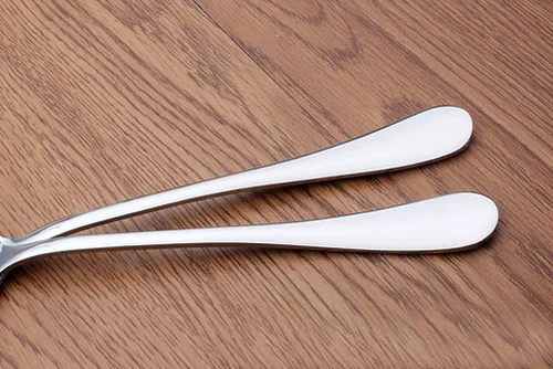 Vista 3 de Paquete de 2 cucharas ranuradas de acero inoxidable de 7.7 pulgadas para bufé, cena, restaurantes, cocina (cuchara ranurada)