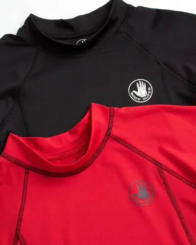 Vista 3 de Body Glove Camiseta de natación de manga corta con protección solar y arena para niños, paquete de 2 unidades UPF 50+ (2T-14)