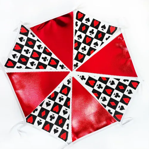 Vista 6 de Decoraciones de fiesta de casino de 32 pies, pancarta roja y negra, bandera triangular, banderines de tela para noche de juegos, temática de Las