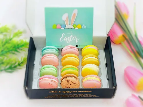 Vista 4 de Juego de macarrones franceses de Pascua Paquete de 12, 12 sabores diferentes de diversión de Pascua