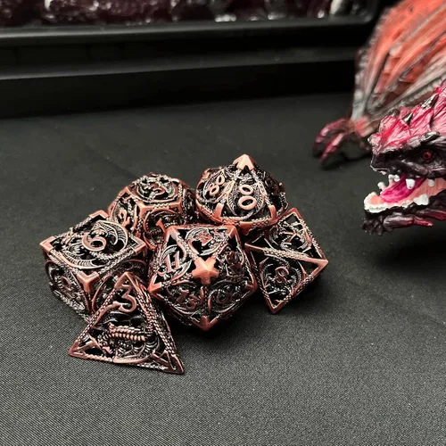 Vista 9 de Juego de dados DND de metal hueco para juego D y D, dados poliédricos grandes para Calabozos y Dragones, Warhammer Pathfinder, Cthulhu, MTG, D&D