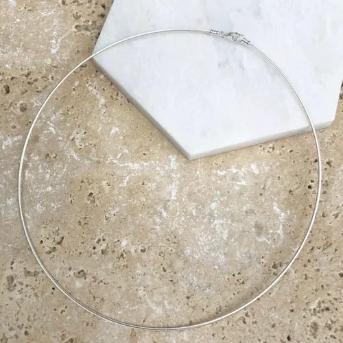 Vista 2 de JewelryWeb Collar de plata de ley rodiada italiana con corte de diamante de 0.059in y alambre omega redondo (16-20 pies)
