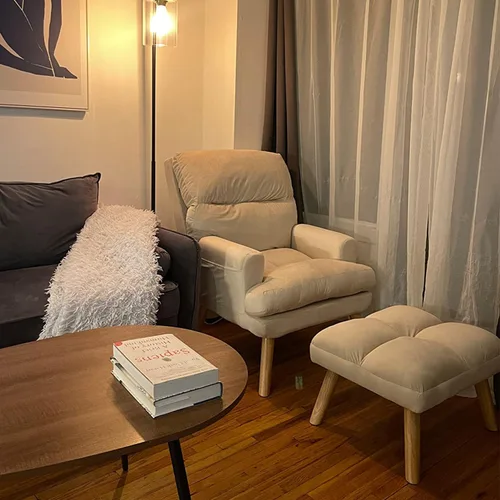 Vista 8 de INZOY Sillas Accent con Otomano, Sillón de Terciopelo Moderno con Respaldo Ajustable, Cómoda Silla de Salón para Sala de Estar Dormitorio, Crema