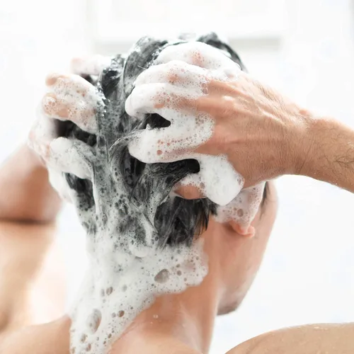 Vista 4 de Redeem Soap Company Peppermint Cool Shampoo Bar