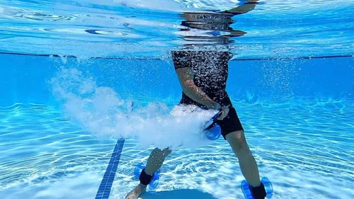 Vista 5 de Hydrorevolution - Entrenador de raquetas acuáticas Aumenta la potencia y la velocidad de giro de la raqueta en el agua Mejora la movilidad