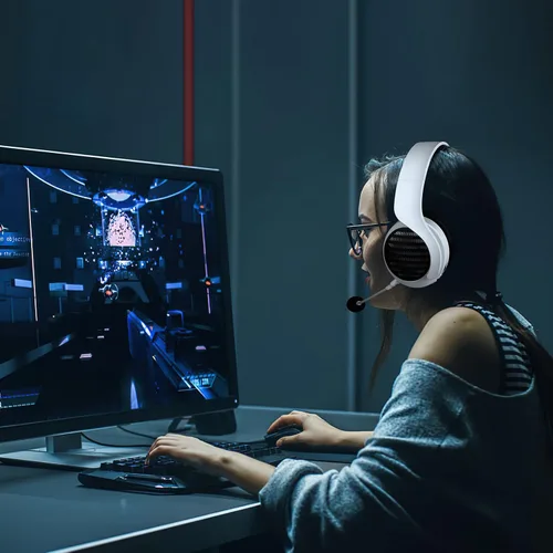 Vista 5 de OCG Auriculares inalámbricos para juegos, auriculares Bluetooth con micrófono, conexión USB de 2.4 GHz para PC, PS5, smartphone, MacBook, portátil