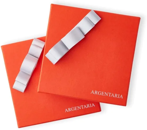 Vista 5 de Medalla de cuna católica de estrella de ángel con cinta de satén. Regalo de bautismo perfecto para bebés, regalos de bautizo para bebés, baby shower
