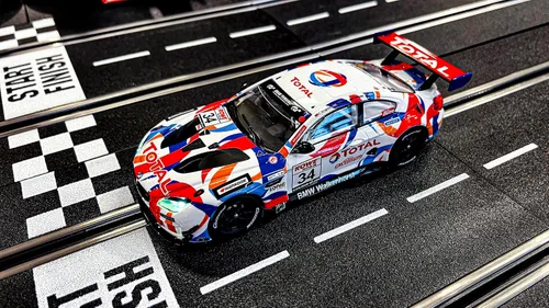 Vista 4 de Carrera 27698 BMW M6 GT3 Walkenhorst Motor Sport No.34 Escala 1:32 Ranura analógica Coche Carreras Vehículo Evolución Ranura Carreras de coches
