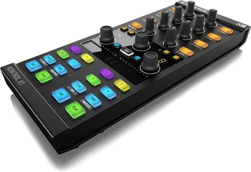 Vista 5 de Controlador para DJ Native Instruments Traktor Kontrol X1 MkII