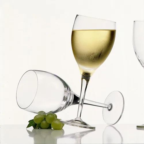 Vista 4 de Luigi Bormioli Juego de 4 copas de vino de obra maestra de Michelangelo, 11.5 onzas.