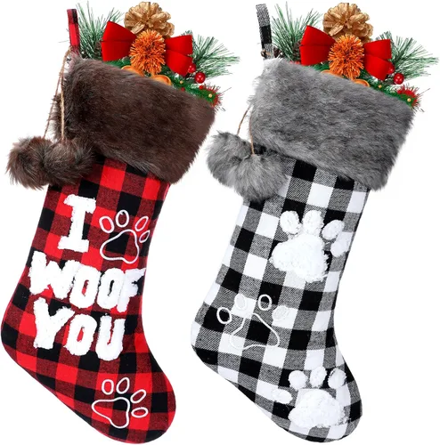 Vista 8 de Skylety 2 medias navideñas para perros y mascotas, de 20 pulgadas, a cuadros, de felpa, de piel sintética, adorno colgante de Navidad con letra