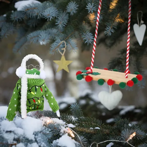 Vista 5 de Aoriher Juego de 9 accesorios de muñeca de Navidad que incluye saco de dormir, albornoz, máscara, orejeras, bufanda, gafas, hamaca, suéter (bombilla)