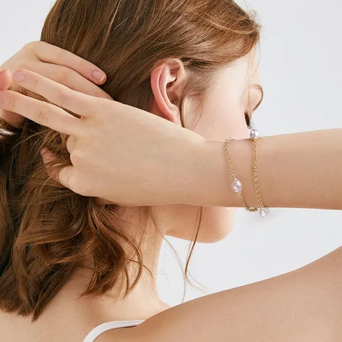 Vista 5 de AiliFe Pulseras de doble capa de perlas de oro para mujer, pulsera chapada en oro amarillo real de 14 quilates, pulsera de perlas delicadas