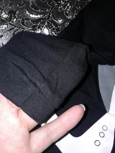 Vista 4 de Kimocat Mameluco de esmoquin para bebé niño, de una pieza, con botones, corbatín de boda (corbata negra y negra)