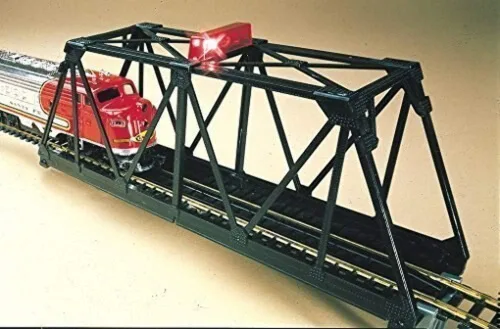 Vista 3 de Bachmann Trenes - PLASTICVILLE U.S.A. EDIFICIO CONSTRUIDO - PUENTE BLINKING (no compatible con E-Z Track) - Escala N, (46904)