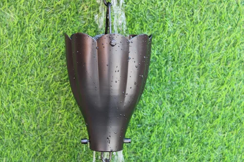 Vista 7 de KAM Inicio Cadena de lluvia de aluminio XL chapado en negro de 8.5 pies (negro) 8.5 pies con adaptador de canalón de perno de latón para instalación