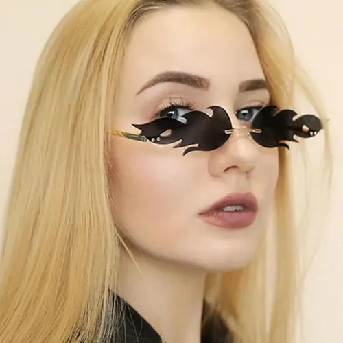 Vista 5 de American Trends Gafas de sol de murciélago con llama de fuego para mujeres y hombres, gafas de ojos sin montura para fiesta de Halloween