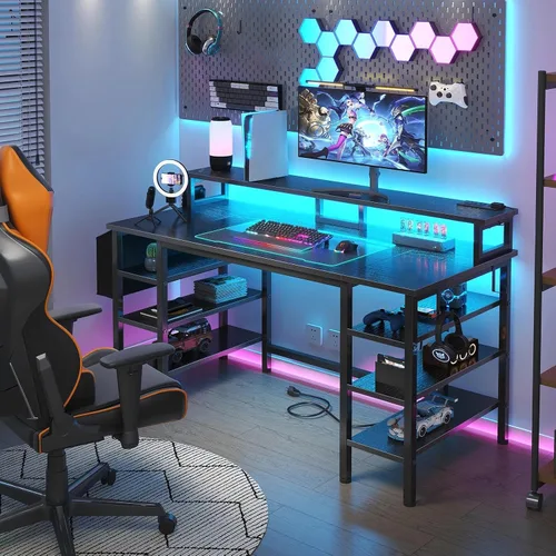 Vista 2 de Lufeiya - Escritorio para juegos con luces LED y estantes de almacenamiento, escritorio de computadora de 47 pulgadas con enchufes de corriente