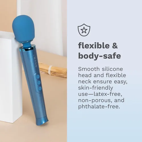 Vista 4 de Le Wand - Masajeador personal pequeño para mujeres y hombres - Masajeador de varita vibratoria con 10 velocidades ruidosas y 6 patrones de vibración