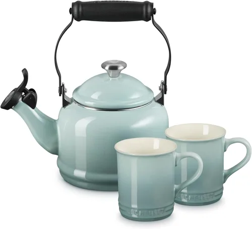 Vista 11 de Le Creuset Juego de 2 tazas esmaltadas en acero con acabados metálicos y cerámica, 1.25 cuartos de galón de agua y (2) tazas de 14 onzas, Artichaut
