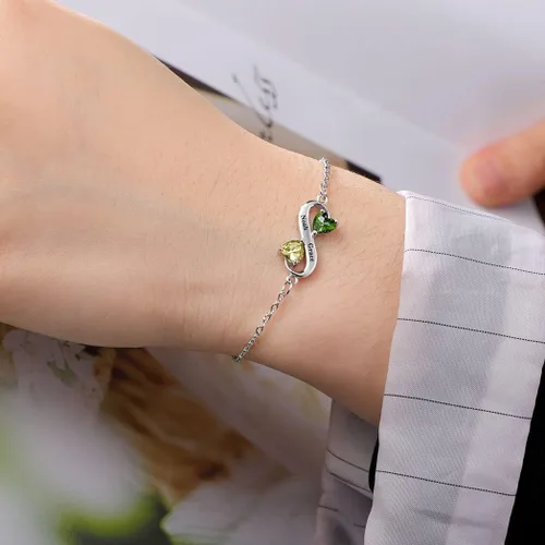 Vista 4 de DayOfShe - Pulsera de barra de nombre personalizada de acero inoxidable, grabado a medida, para parejas