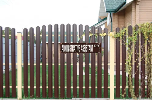 Vista 3 de Administrative Assistant Sign – Metal Street Sign Style Wall Art, Admin Assistant Gift & Decor, Rustic Office Appreciation Present, 16 x 4 Inch