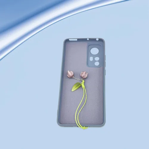 Vista 4 de Adorable dije de flor para teléfono celular, lindo llavero de accesorios de cadena de teléfono para mujeres y niñas (morado)
