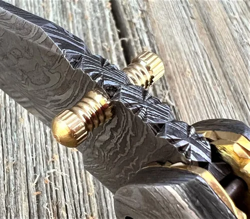Vista 7 de WINTERFELL Cuchillo de bolsillo de acero de Damasco con mango de hueso de camello quemado con clip para cinturón, cuchillo de regalo personalizado