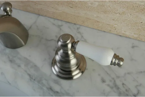 Vista 4 de Kingston Brass KB948B Victorian Mini Spread Lavatory Grifo de Lavatorio, Níquel Cepillado, 4,5 x 3,5 x 2,06