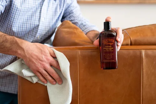 Vista 7 de Paño de aplicación de cuero que no genera pelusa - perfecto para utilizar con los mejores productos acondicionadores de cuero, desde 1968