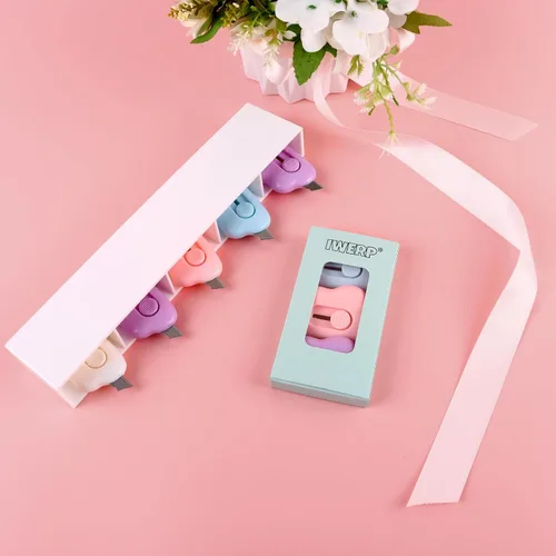 Vista 4 de Cortadores de cajas – Paquete de 3 abrecartas retráctiles, adorable cortador de papel pequeño de nube para llavero, bolsa de bolsillo, paquete