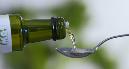 Vista 3 de Seeds of Wellness - Aceite de semilla de chía orgánico, bio nutrientes esenciales, ácidos grasos Omega-3 ALA a base de plantas, prensado en frío