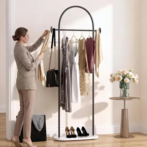 Vista 10 de Percheros de ropa negros, perchero industrial moderno con estante, perchero independiente resistente, soporte de metal con ganchos para oficina