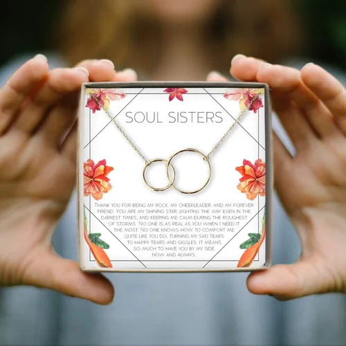 Vista 8 de Dear Ava Soul Sister Necklace Modern Jewelry Pendant With Heartfelt Card Gift for Women and Girls Sterling Silver Gifts for Unbiological Sisters