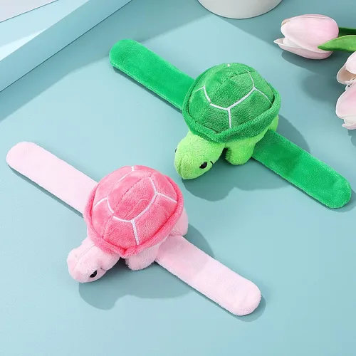 Vista 3 de Abaodam Pulsera de tortuga, pulsera de abrazo con banda de broche de presión de animales de peluche, lindo juguete de peluche de tortuga