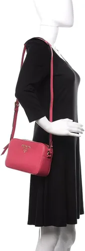 Vista 8 de Prada Vitello Phenix cuero Peonia rosa hombro cámara bolsa 1BH103