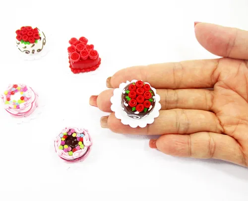 Vista 6 de Casa de muñecas Miniaturas Alimentos Mixtos 5 Rose Flower Cake 0.787 in Supply Cakes 13382 Mixed rose flower cakes clay food, mini 5 pieces 20mm