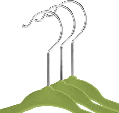 Vista 2 de Casafield 50 perchas de terciopelo para bebé, tamaño de 11 pulgadas, para ropa de bebés y niños pequeños, color verde lima