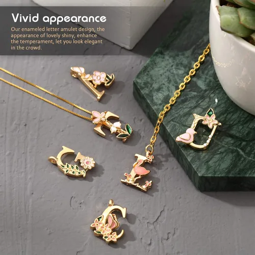 Vista 3 de Hicarer 78 piezas de dijes de letras del alfabeto con inicial A-Z, estilos de flores, colgante del alfabeto, collar para manualidades, joyería